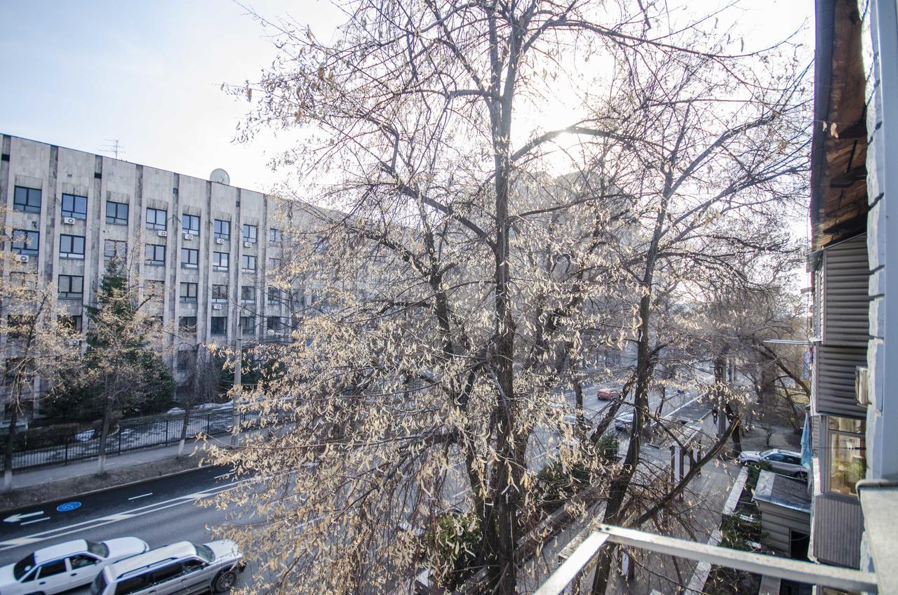 Золотой Квадрат Шевченко 75 Almaty Exterior foto