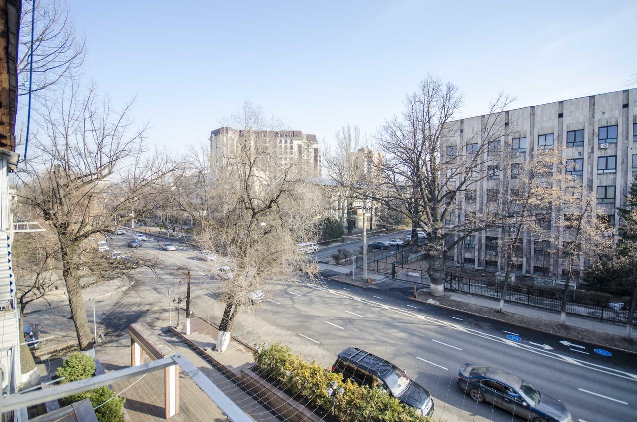 Золотой Квадрат Шевченко 75 Almaty Exterior foto